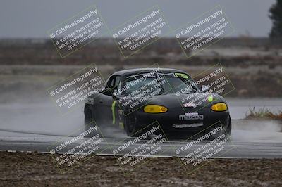media/Nov-15-2025-CalClub SCCA (Sat) [[7bfa5a7151]]/Race/Group 4/